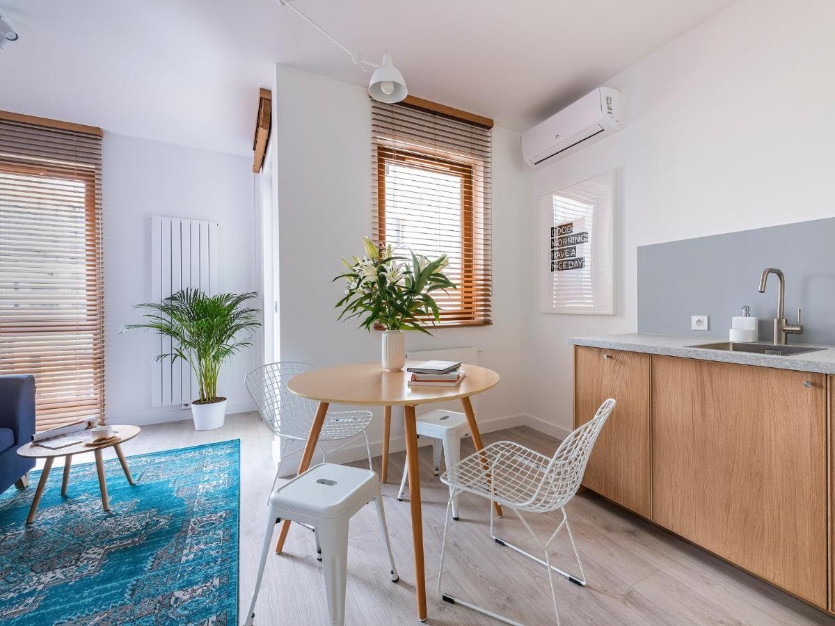 Yoursecondflat Grzybowska Metropoint Varšava Exteriér fotografie